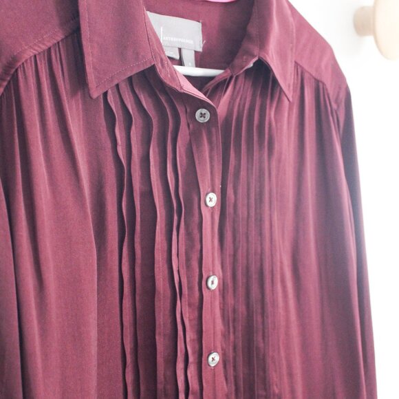 Anthropologie Burgundy Pleated Long Sleeve Button Down - Size Small - Picture 3 of 5